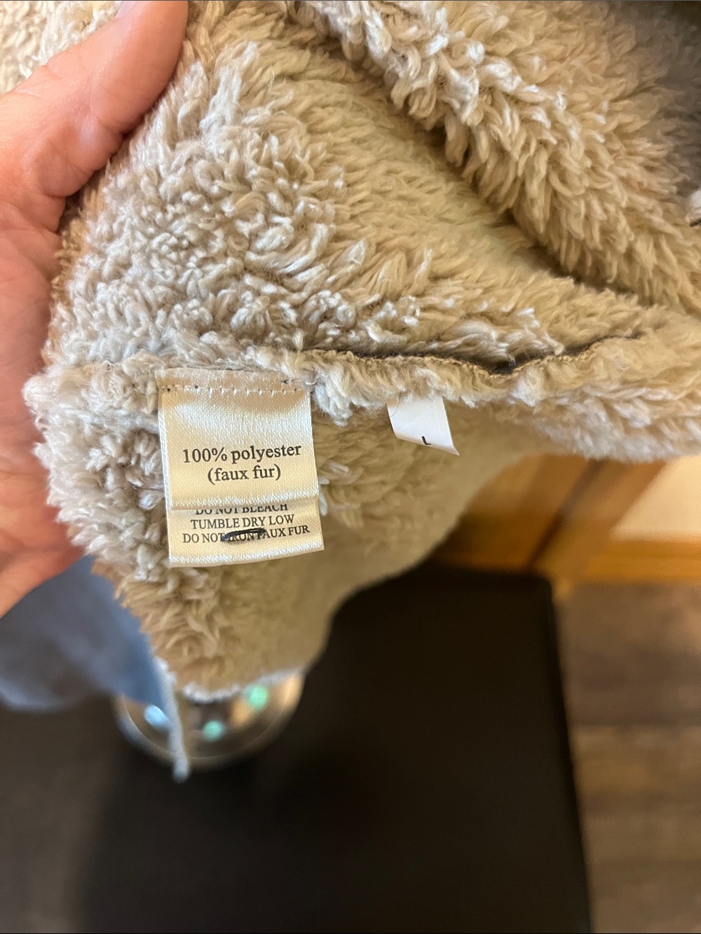 dylan Slate Gray Faux-Shearling Trim Sleeveless Vest - Picture 3 of 10